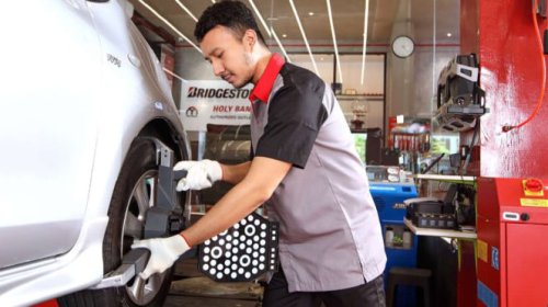 Cara Memperpanjang Umur Ban Mobil saat Dipakai Liburan