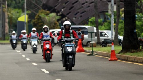 Motor Listrik Honda, Honda, Beli Motor Listrik Honda Sekarang? Ini Harga dan Spesifikasi Terbarunya