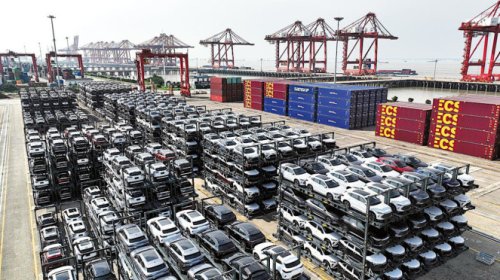 China Borong Lebih dari Separuh Mobil Listrik Dunia