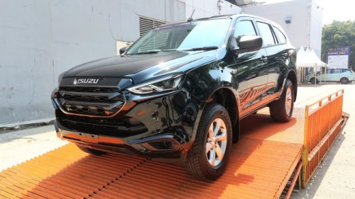 Isuzu, Isuzu MU-X, Sinyal Kuat Isuzu Mu-X 4x4 Terbaru Meluncur di GIIAS 2025