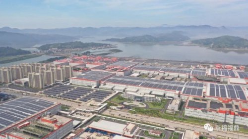 Dunia Ketergantungan Mobil China