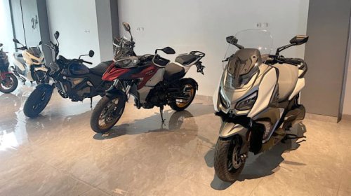 Terpopuler: Pabrikan Anti Arus Hybrid, Tips Hindari Ngantuk, dan Kaleidoskop Motor 2025