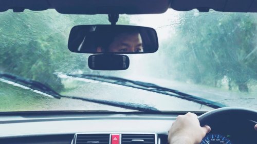 Kecepatan 60 mph ke Atas Bisa Bikin Mobil Bergoyang, Ini Penyebabnya