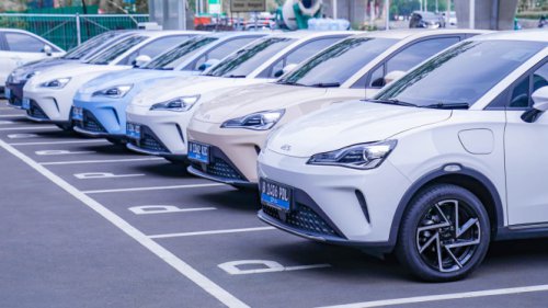 Sepak Terjang Mobil Listrik Neta di Indonesia ‘Hidup Segan Mati tak Mau’