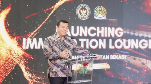 Kawasaki, Terpopuler: Motor 2-Tak Kawasaki Bangkit Lagi, Mobil Rp6 Miliar Milik Wamen, Garansi Baterai Wuling