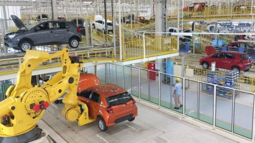 Mitsubishi, Mitsubishi Destinator, Daihatsu, Terpopuler: Mitsubishi Destinator Mengudara, Strategi Daihatsu Indonesia