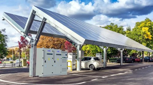 Kenapa Mobil Listrik Makin Diminati di Indonesia? Ini 7 Faktornya!