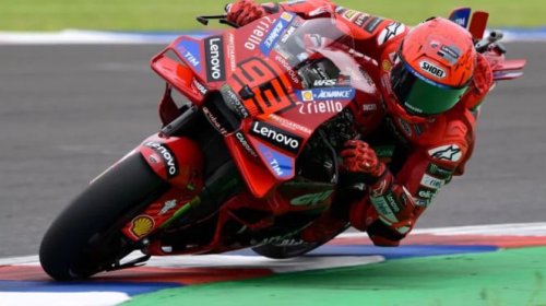Marc Marquez, Marquez, Ducati, Terungkap Marc Marquez Jatuh Dua Kali Saat Track Day Ducati di Sirkuit Balaton Park