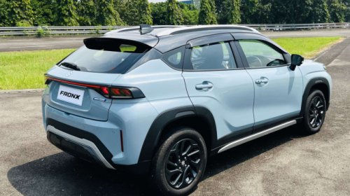 Suzuki , Suzuki Fronx, Suzuki Fronx: Paket Komplet di Kelas SUV Mungil Ketimbang Rivalnya