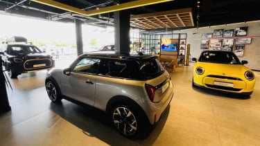 Mobil Eropa dan Amerika Cuma 1 Persen, Tapi Jadi Simbol Gengsi