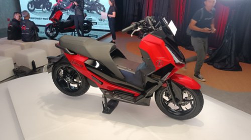 Motor Listrik Honda, Honda, Terpopuler: Motor Honda Paling Irit, Motor Listrik Jarak Terjauh, EV Dilirik saat BBM Naik