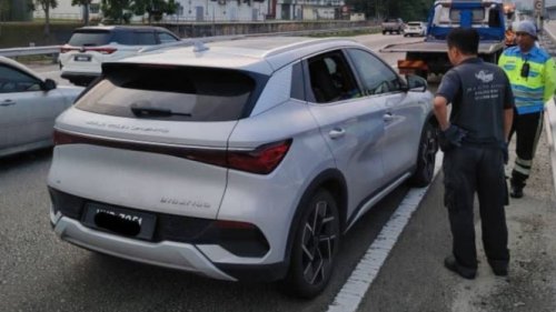 Mobil Listrik BYD, BYD, BYD Atto 3, Viral Mobil Listrik BYD Atto 3 Tiba-tiba Mati di Lajur Cepat Jalan Tol
