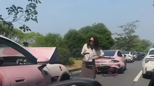 Xiaomi, Xiaomi SU7 , Viral Rombongan Pernikahan dengan Mobil Xiaomi SU7 Alami Kecelakaan