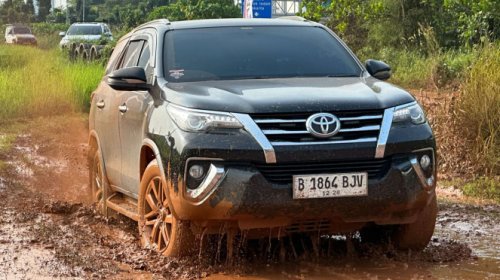 Fortuner Terbaru Diuji Ketangguhannya di Lintasan Off-Road