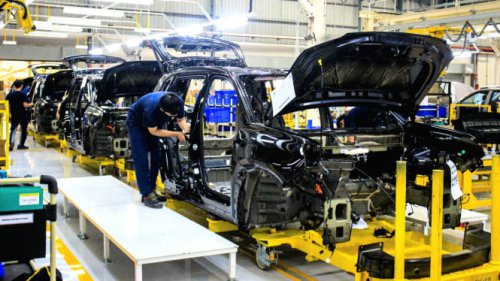 Mobil Listrik Aion Buatan Purwakarta Mulai Diproduksi