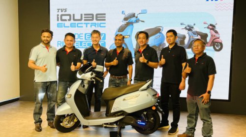 Motor Listrik TVS iQube S Resmi Turun Harga, Kini Cuma Rp29 Jutaan