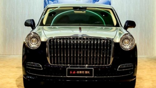 Orang Dubai Beli Mobil Bekas Buatan China Seharga Rp24 Miliar