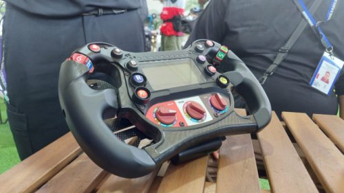 Secanggih Apa Setir Balap Formula E hingga Harganya Rp100 Jutaan