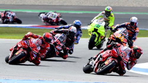 Mirip Formula 1, MotoGP Kini Wajibkan Pembalap Ikut Upacara Pra-Balap atau Kena Sanksi