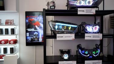 Lampu Proyektor Mobil Semakin Canggih