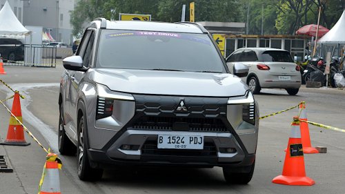 Mitsubishi, Mitsubishi Destinator, SEAT, Mitsubishi Destinator Pakai Konsep Theater Seat, Ini Dampaknya ke Penumpang