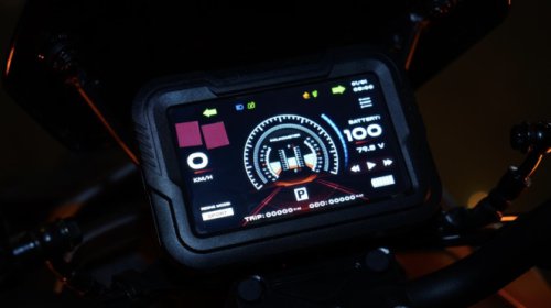 Tyranno Jelajah Kota Pahlawan, Motor Listrik punya Jarak Tempuh 110 Km