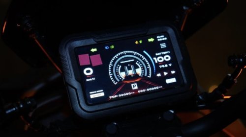 Tyranno Jelajah Kota Pahlawan, Motor Listrik punya Jarak Tempuh 110 Km