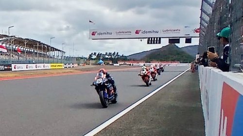 Yamaha, Duo Yamaha Naik Podium Race 1 ARRC SS600 Seri Mandalika