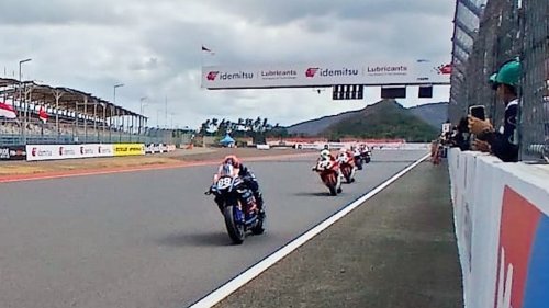 Yamaha, Duo Yamaha Naik Podium Race 1 ARRC SS600 Seri Mandalika