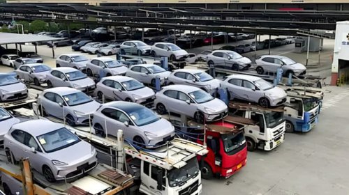 Terpopuler: Innova Zenix Vs Destinator, MG Geber Produksi dan Bahaya QR Code Parkir