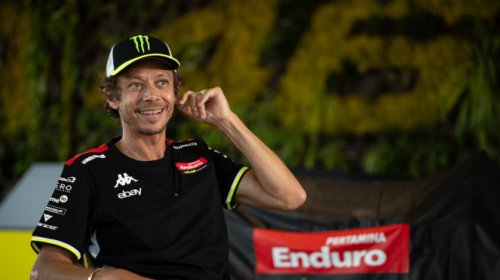 Valentino Rossi, Mobil Bekas Valentino Rossi Pecahkan Rekor Lelang, Harganya Bikin Melongo!