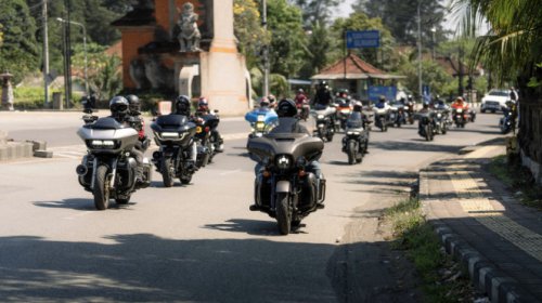 Terpopuler: Motor Baru IMOS 2025, Wuling Rp140 Jutaan dan Gaspol Harley-Davidson