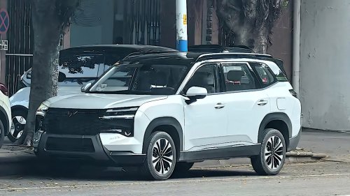 Wuling, Wuling Starlight 560 Siap Meluncur, Ada Varian Bensin, Hybrid dan Listrik