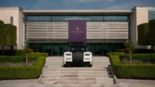 Rolls-Royce Ungkap Mobil Paling Eksklusif, Butuh 100 Tahun untuk Dibuat!