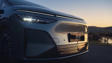 Terpopuler: Ular Piton Usir Pemotor, Ekspansi Bridgestone dan Xpeng X9 Super Jauh