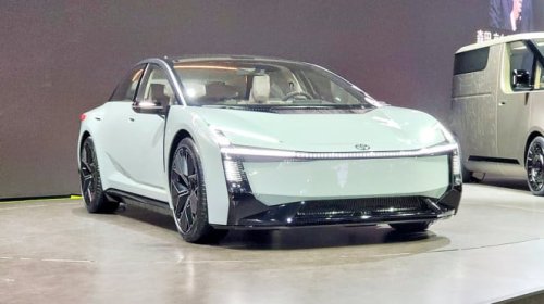 Toyota | Toyota Land Cruiser | Toyota Corolla | Toyota FJ Cruiser | Mobil Baru Toyota di Japan Mobility Show 2025: dari Land Cruiser FJ hingga Corolla Concept