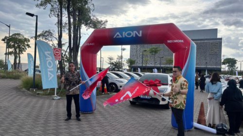 GAC Resmi Serahkan 225 Unit Pertama AION UT ke Konsumen Tanah Air