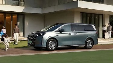 MPV Baru BYD Meluncur Besok, Lebih Murah dari Denza