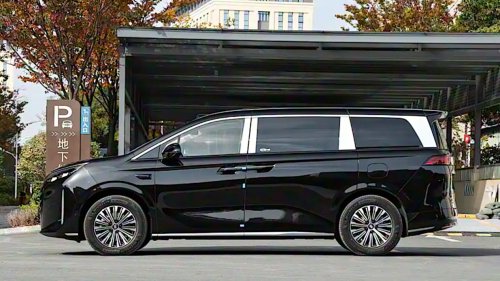 BYD, MPV Hybrid BYD Dijual Mulai Rp400 Jutaan
