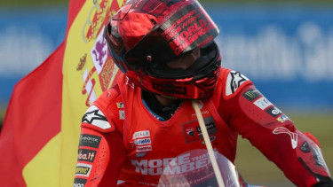 Ada Helm Replika Marc Marquez Edisi Khusus MotoGP, Harganya Ratusan Juta