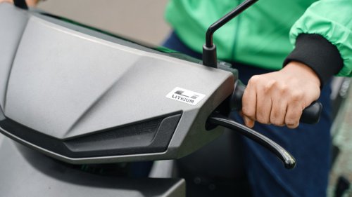 Begini Efek Motor Listrik Pakai Baterai Lithium