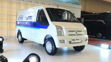 Mobil Niaga Anti Ribet, Cuma Cas Listrik Bisa Jalan Jauh