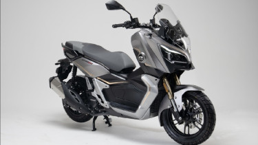 QJMotor Bawa Mesin Gambot Sangar Buat Harian, Tampang Kayak Kenal