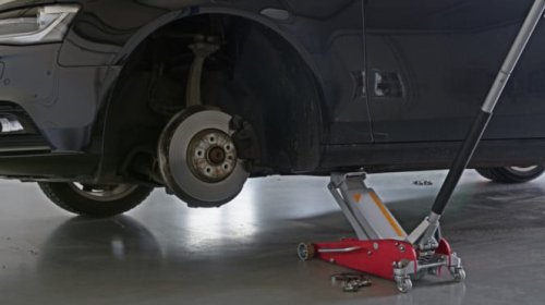 Jenis-jenis Dongkrak Mobil yang Wajib Kamu Tahu, Jangan Salah Pilih!