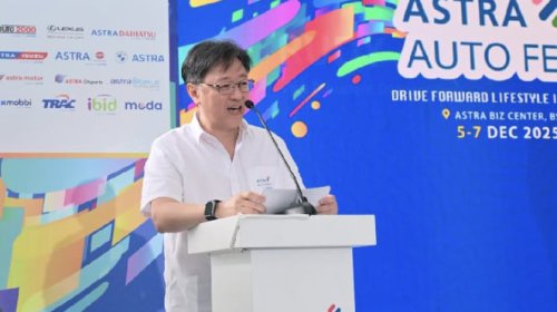 Toyota | Di Sini, Toyota Innova Zenix Dilelang Rp300 Juta