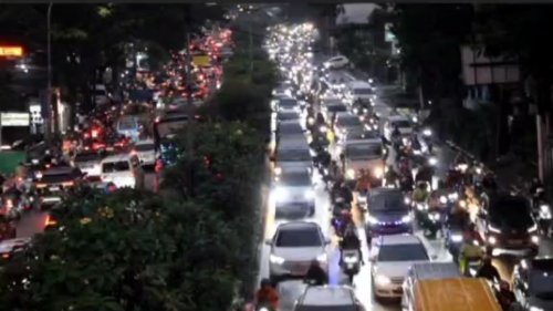 Belasan Titik Macet Warnai Lalu Lintas Bandung Pagi Ini