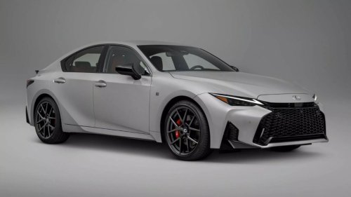 Harga Mobil Lexus Ini Naik Usai Varian Populer Resmi Dihapus