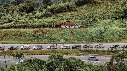 Toyota, Toyota Fortuner, Toyota Fortuner Hadapi Medan Ekstrem Kalimantan