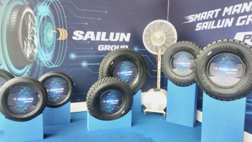 Bahan Baku Lokal Jadi Tantangan Pabrikan Ban di RI