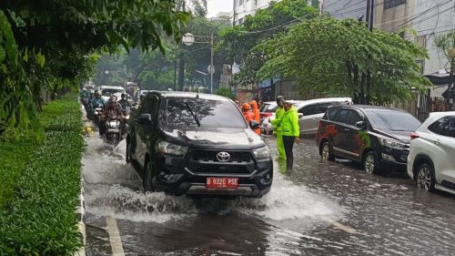 Pengguna Mobil dan Motor Wajib Tahu Titik Banjir Jakarta Hari Ini